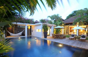 Outdoor pool - Akara Villas (Seminyak)