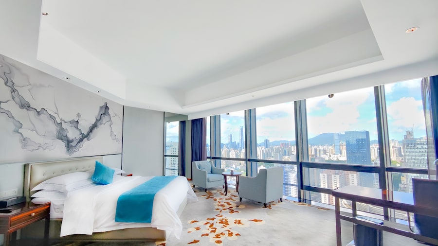 Shenzhen Huaqiang Plaza Hotel