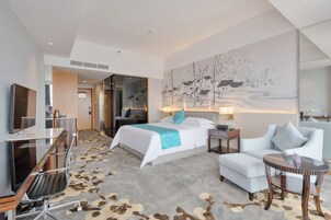 Deluxe Room, 1 King Bed (with Minibar) | View from room