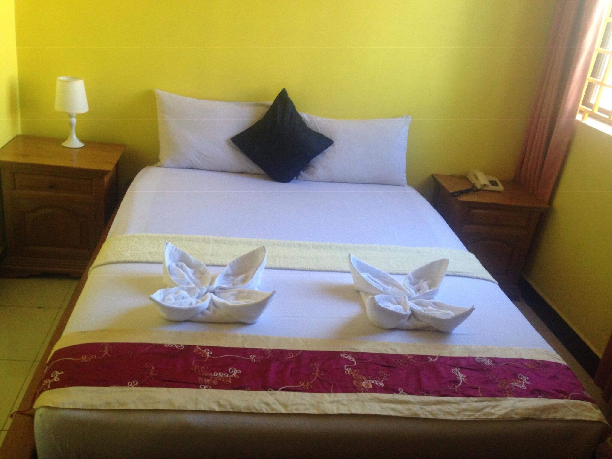 Photo - Star Wood Inn