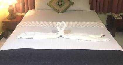 Star Wood Inn