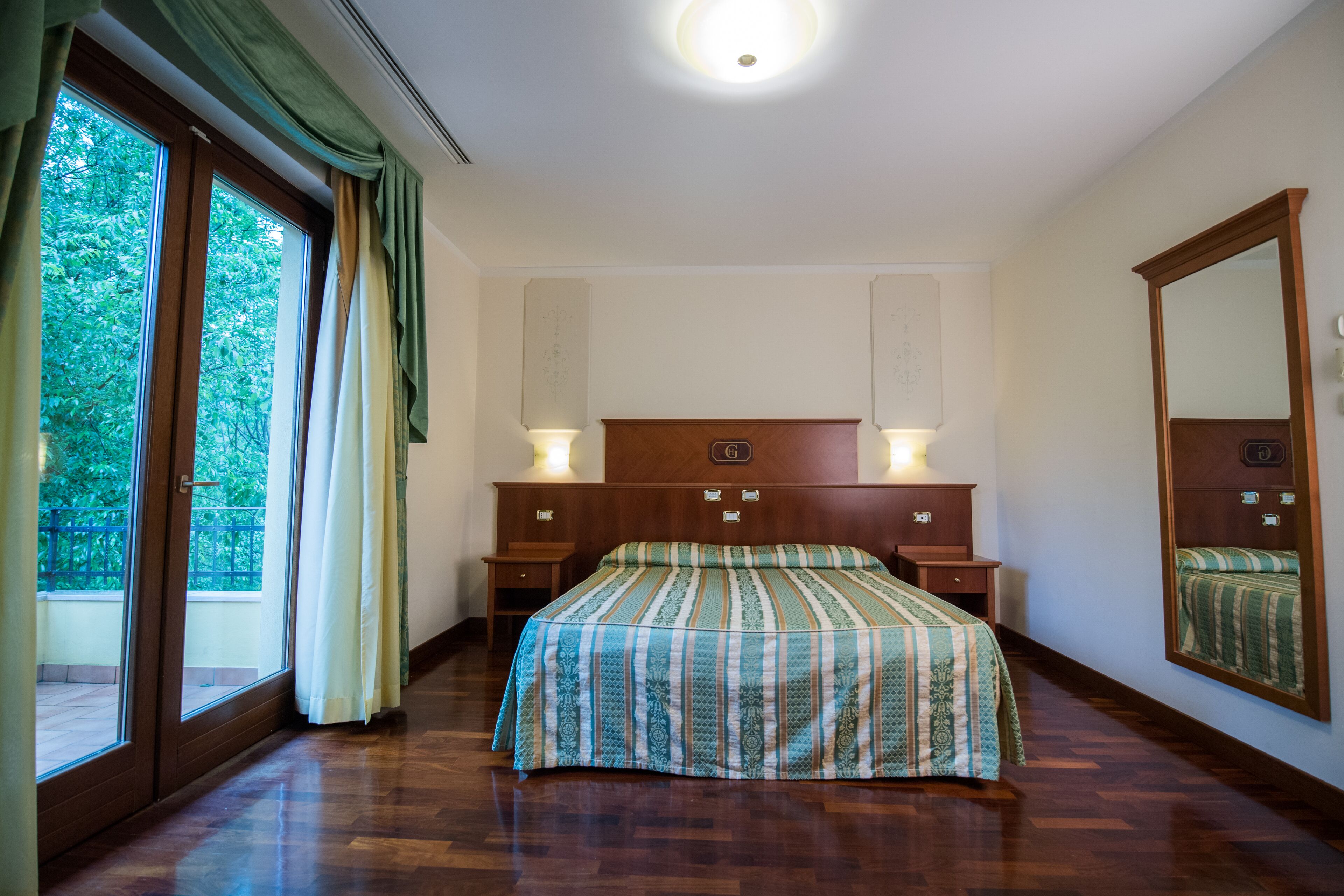 superior room, 1 bedroom, terrace, park view | minibar, in-room safe, desk, blackout curtains