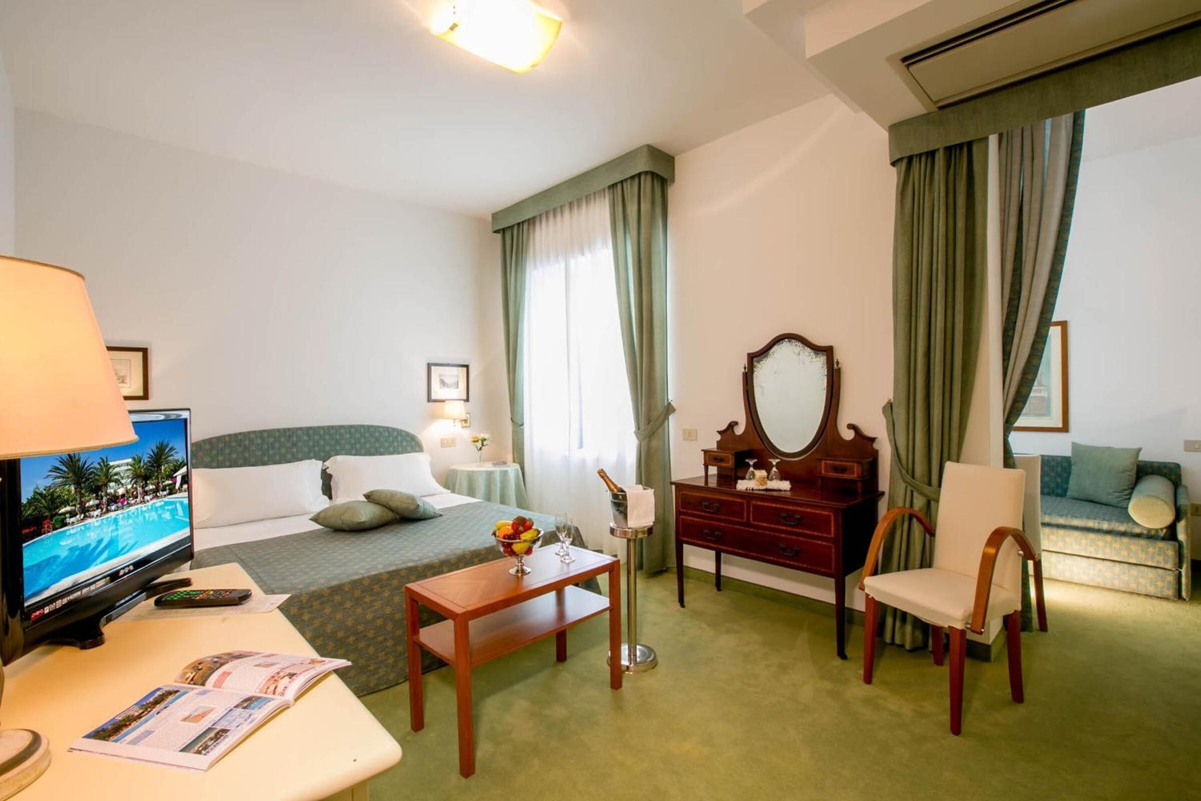 frette italian sheets, premium bedding, minibar, in-room safe