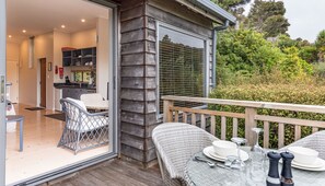 Family Apartment, 1 Bedroom | Balcony