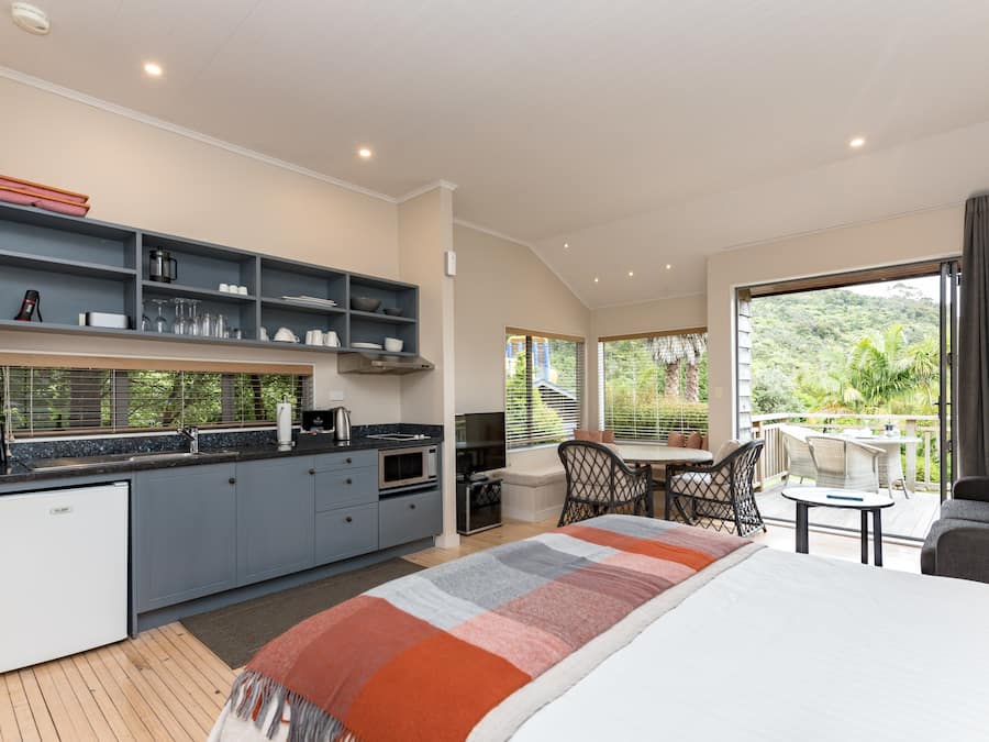 Family Apartment, 1 Bedroom | Desk, soundproofing, iron/ironing board, free rollaway beds