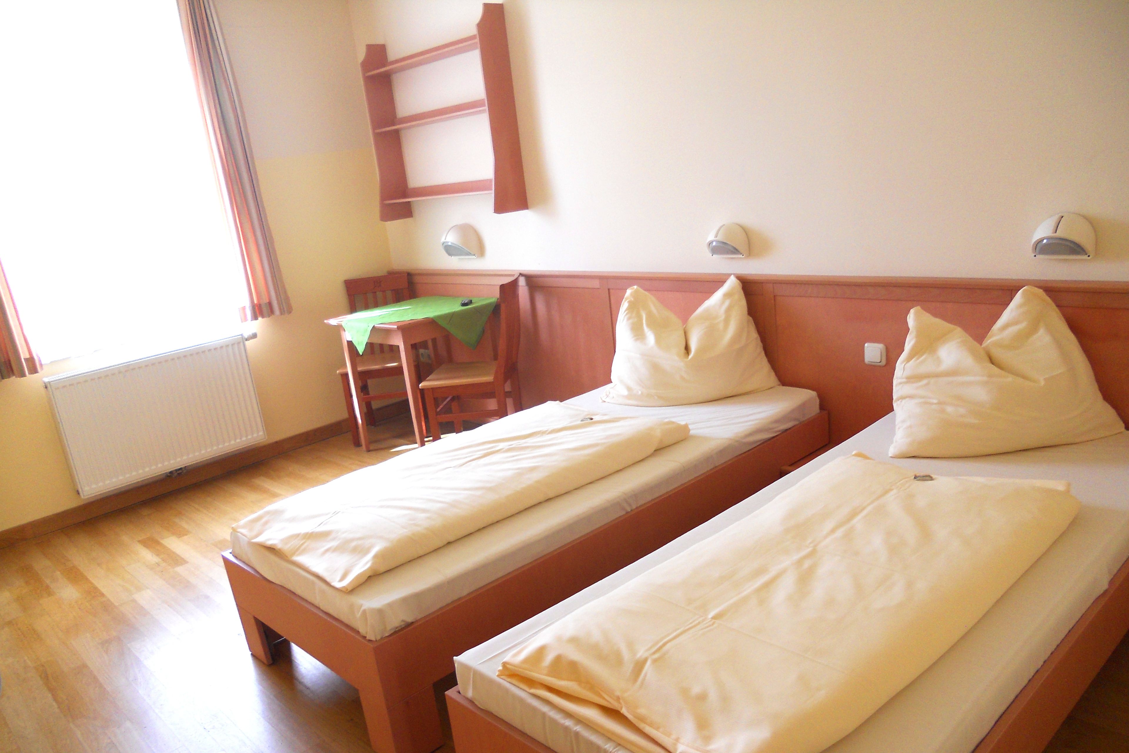 double room | in-room safe, desk, free wifi, bed sheets
