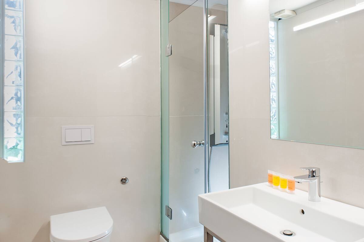 free toiletries, hair dryer, towels