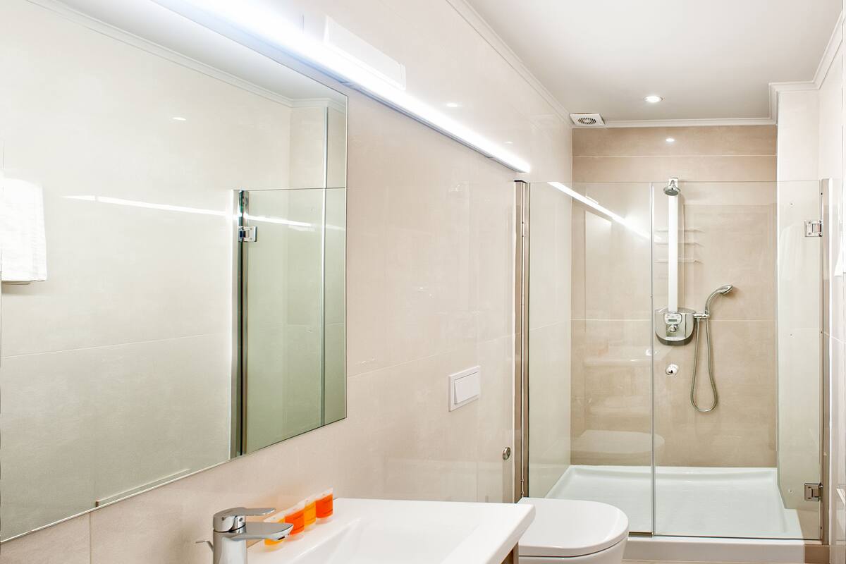 free toiletries, hair dryer, towels