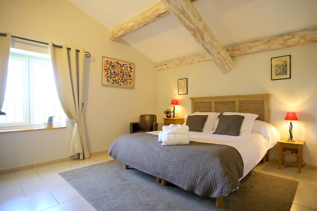 Standard Double Room | 1 bilik tidur, peti besi dalam bilik, dihias secara berasingan