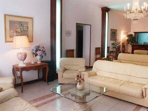 TV 26-inch có truyền hình kỹ thuật số 