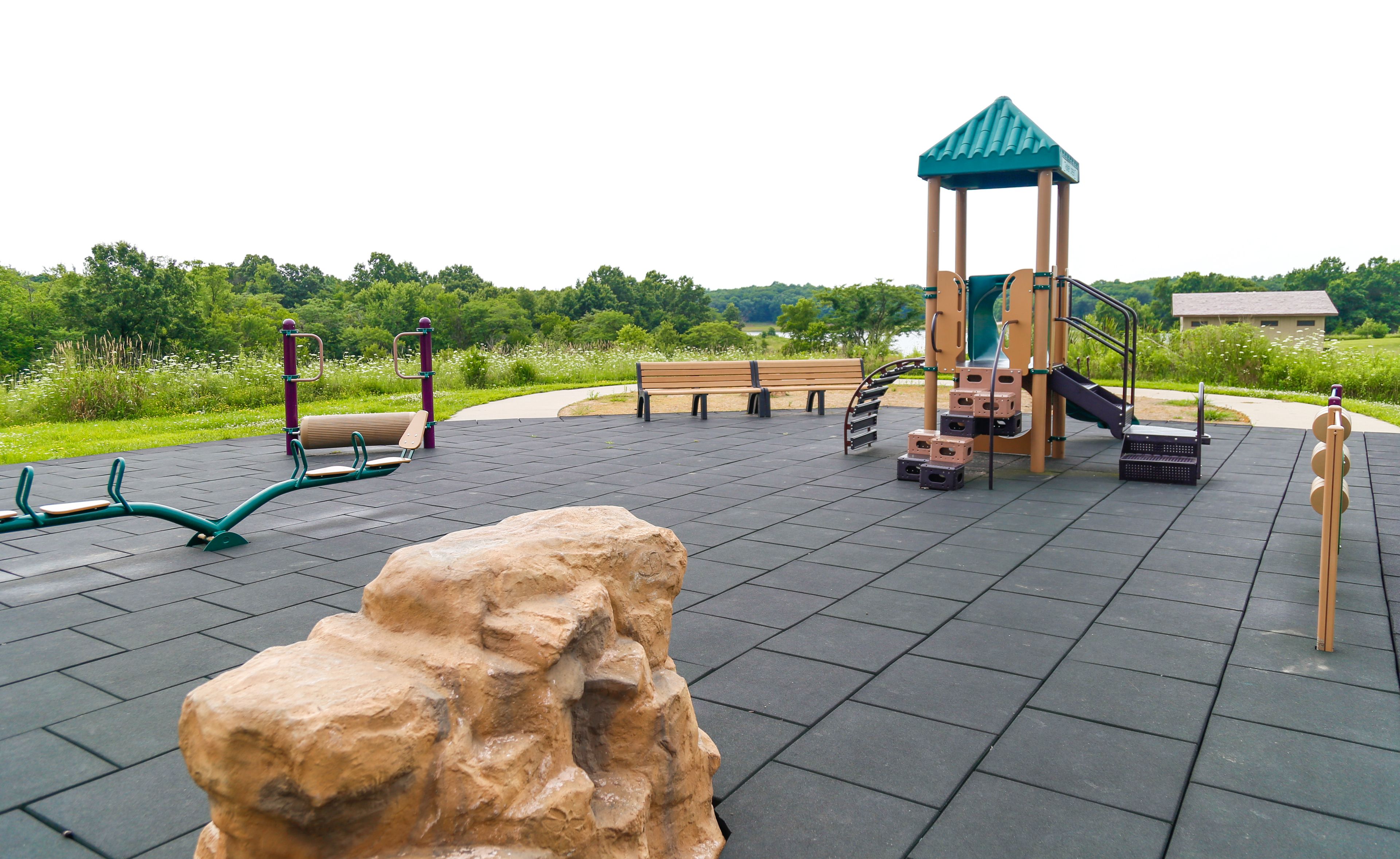children’s play area – outdoor