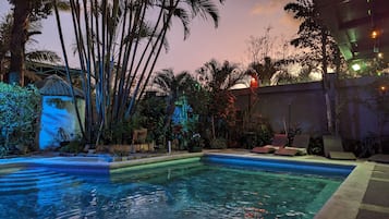Outdoor pool, sun loungers