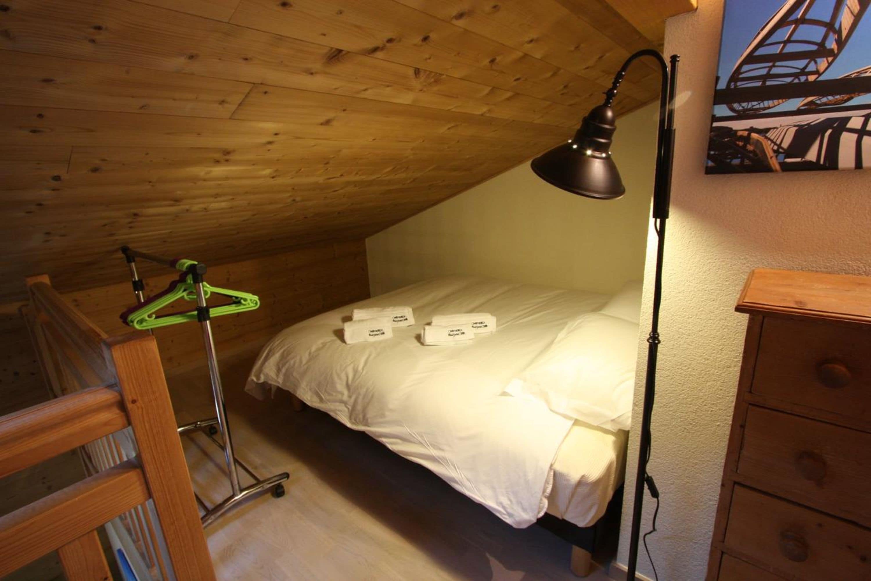 standard apartment | pillow-top beds, iron/ironing board, free wifi, bed sheets