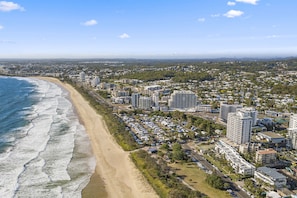 Aerial view - Burlington Holiday Apartments (Maroochydore)