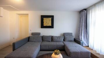 Apartment | Living area