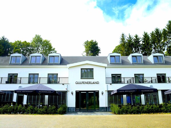 Front of property - Hotel Gulpenerland  (Gulpen)
