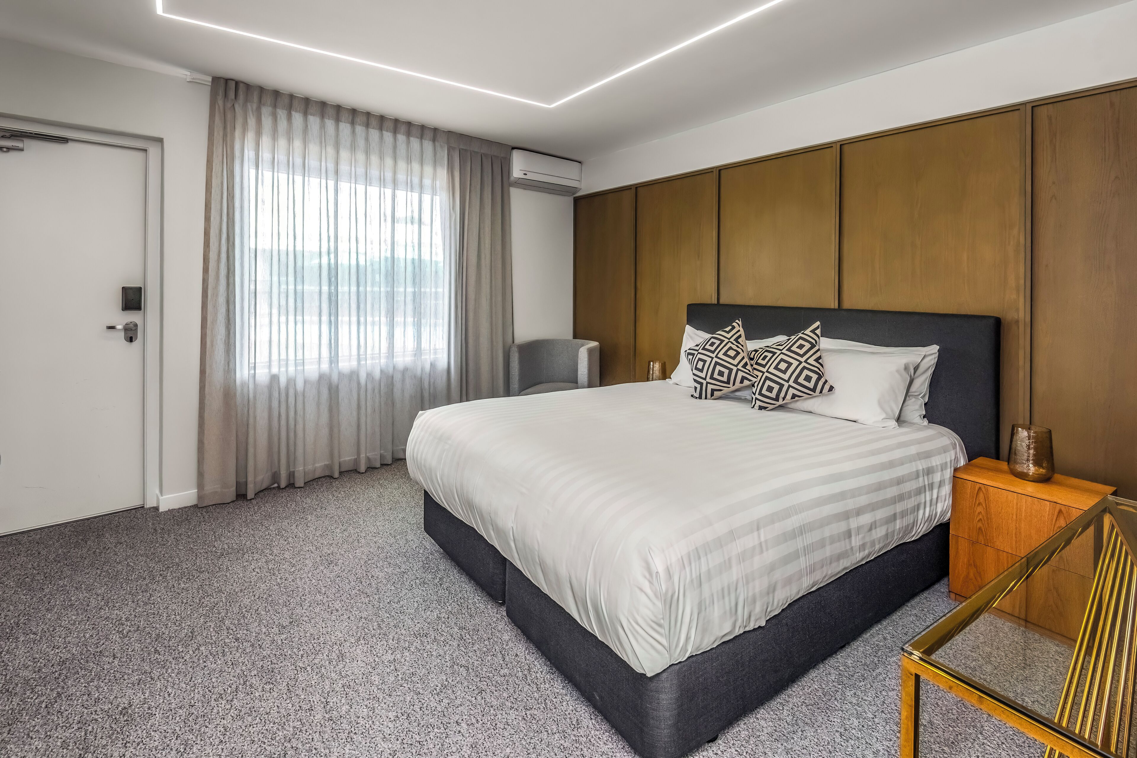 Select Comfort beds, iron/ironing board, free WiFi, bed sheets