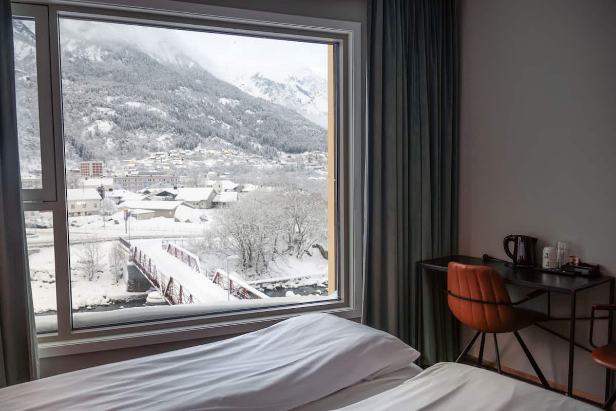 Double Room (Plus) | Blackout curtains, cots/infant beds, bed sheets, wheelchair access