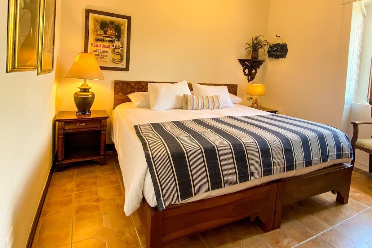 Ropa de cama de alta calidad, wifi gratis, ropa de cama