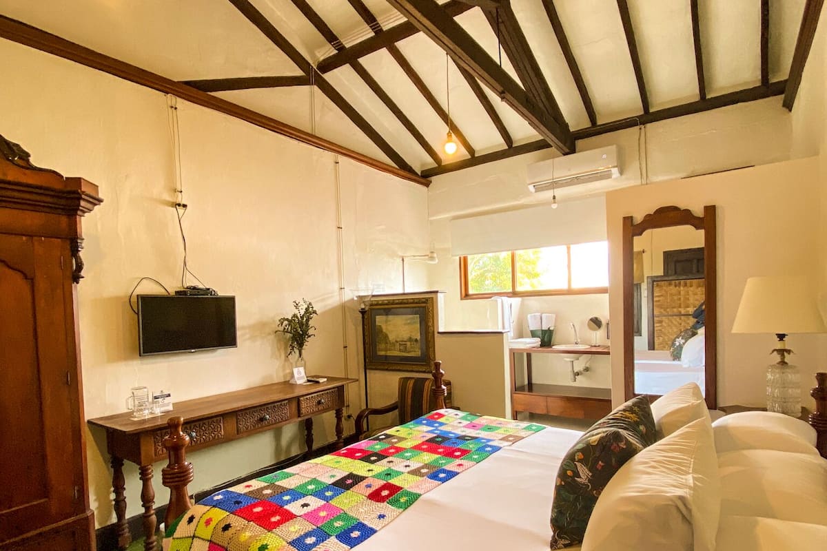 Literie de qualité supérieure, Wi-Fi gratuit, draps fournis