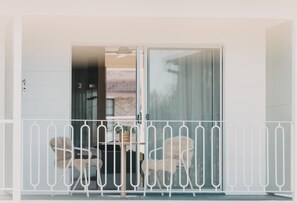 Terrace/patio - South House Hotel (Merimbula)