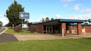 Mặt tiền nơi lưu trú