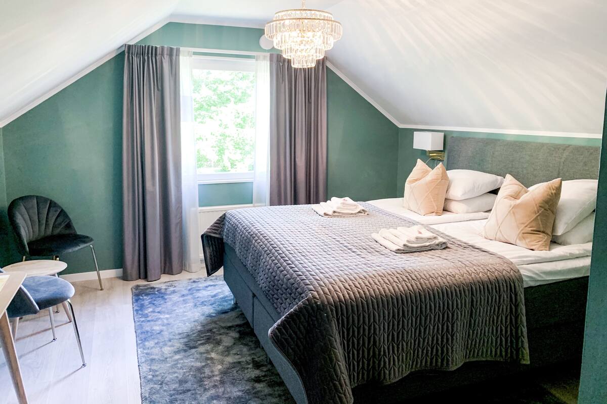 Comfort Double Room, Annex Building | Blackout curtains, free WiFi, bed sheets