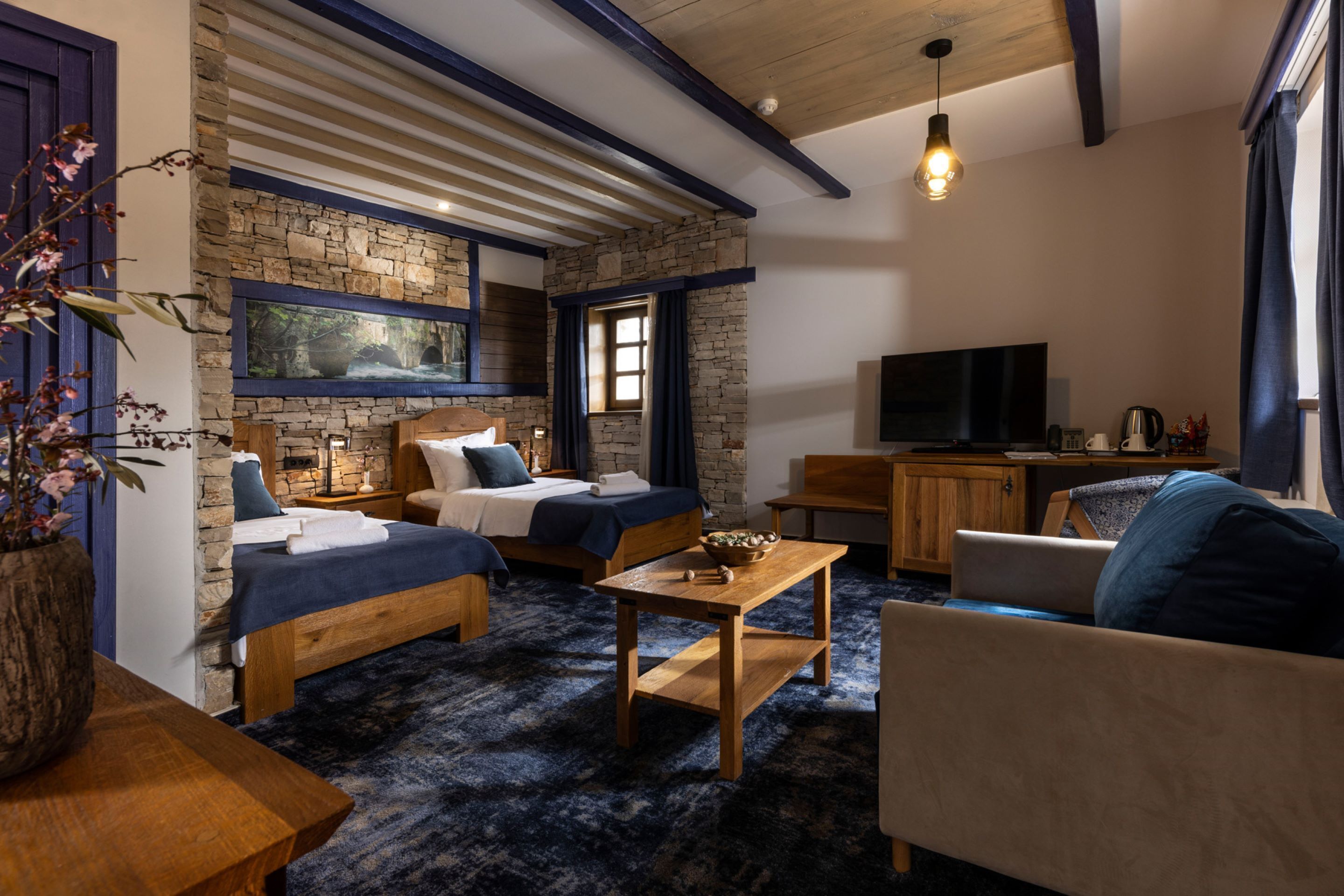 double room single use | 1 bedroom, memory-foam beds, minibar, in-room safe