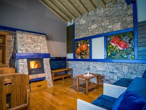 Suite | Living area
