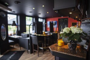 Dinner served - Citotel B Hotel (Béthune)