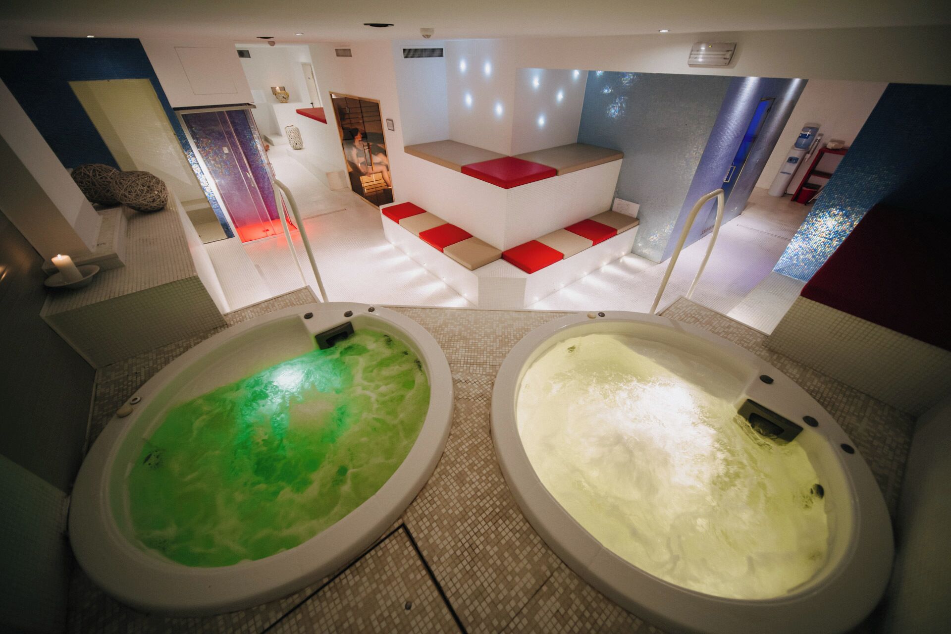 Sauna, vasca idromassaggio, bagno turco/hammam, trattamenti per il corpo