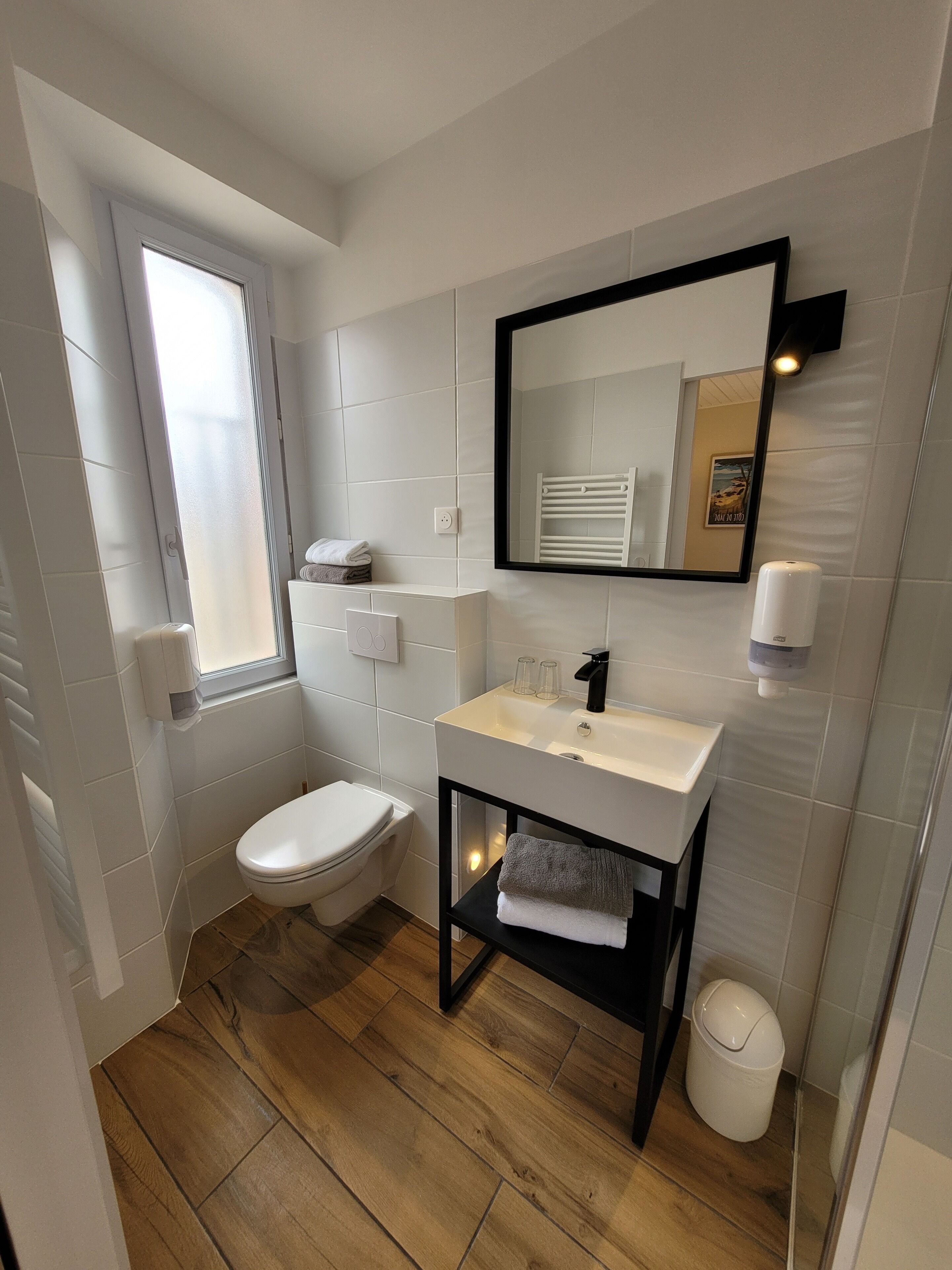 comfort double or twin room | bathroom