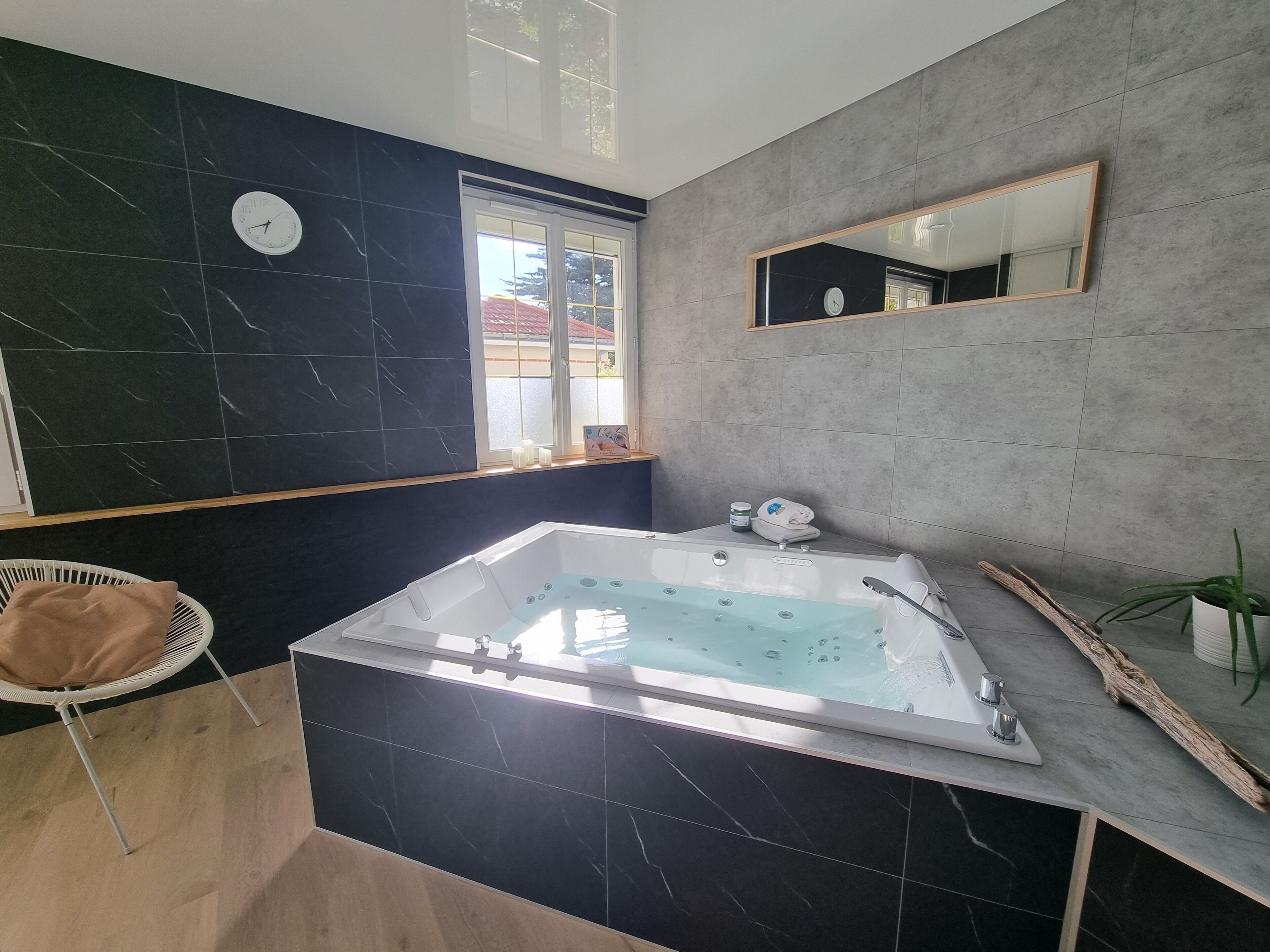 body treatments, hydrotherapy, hot stone massages, swedish massages