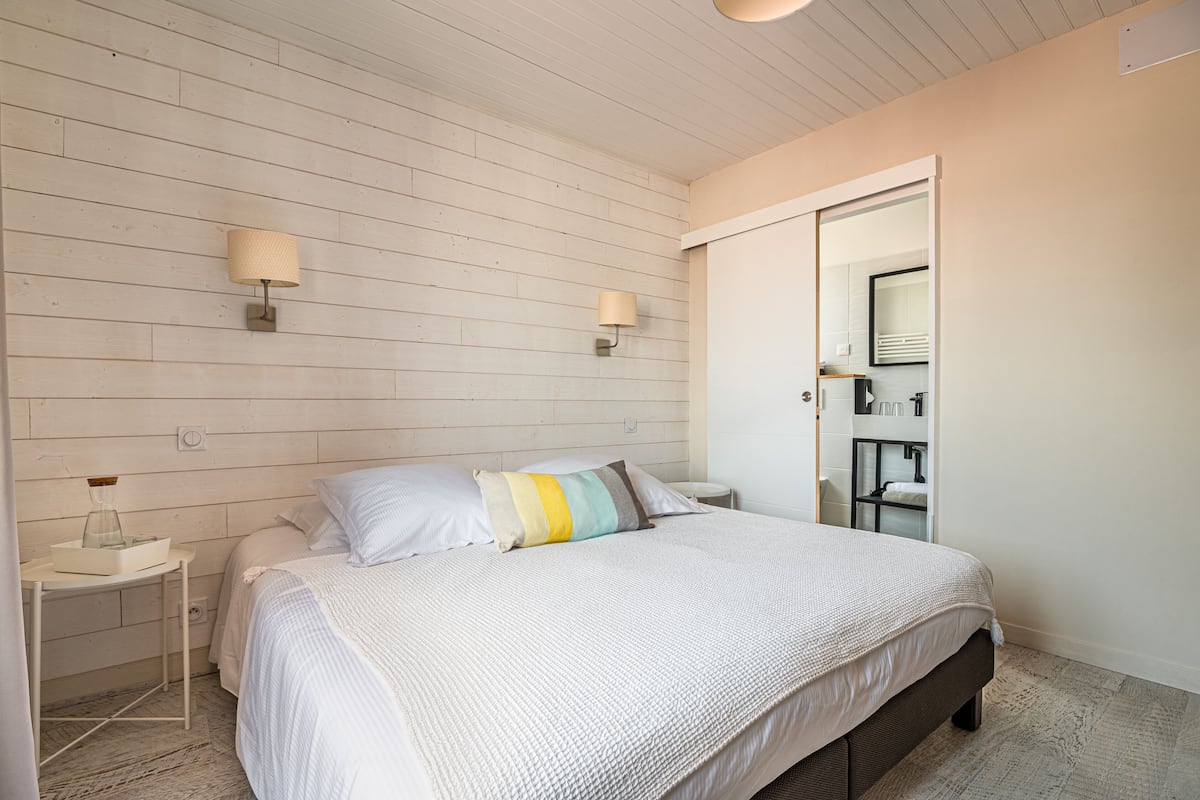 Comfort Double or Twin Room | 1 bilik tidur, meja, cadar katil