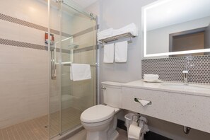 Superior Room, 2 Queen Beds | Bathroom | Combined shower/tub, free toiletries, hair dryer, towels