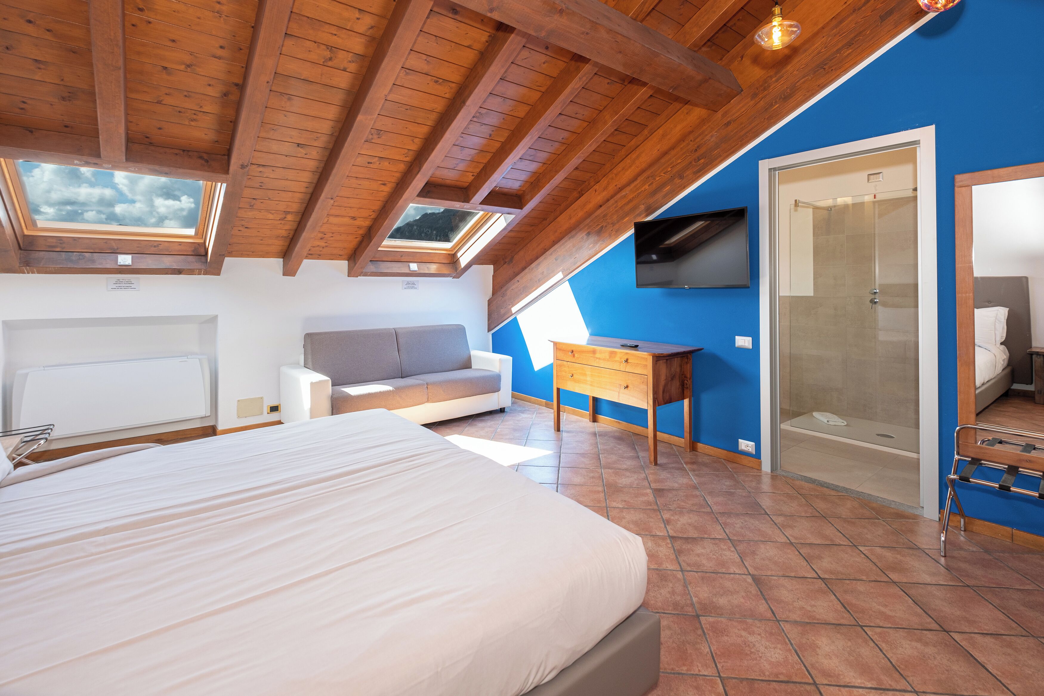 Attic Room | Minibar, in-room safe, desk, rollaway beds