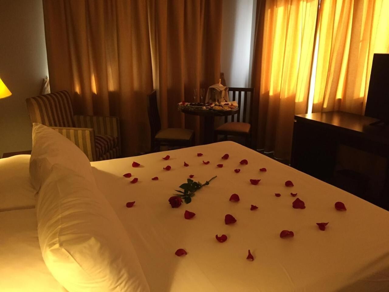 1 bedroom, premium bedding, minibar, in-room safe