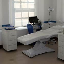 Espace de soins pour les couples, sauna, bain à remous, soins corporels