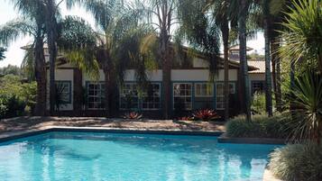 Indoor pool, seasonal outdoor pool, open open 24 hours, sun loungers