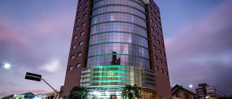 Fachada da propriedade