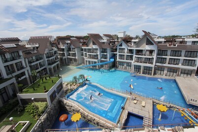 Crown Regency Resort & Convention Center