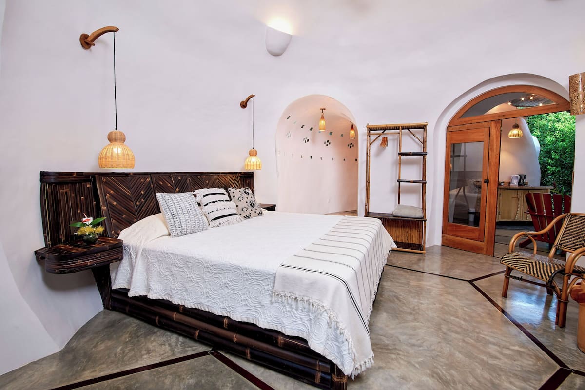 Dome Suite | ตู้นิรภัยในห้องพัก, โต๊ะทำง  าน, พื้นที่ทำงานแบบใช้แล็ปท็อป, Wi-Fi ฟรี