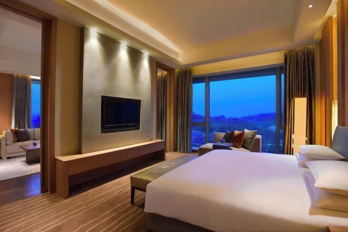 Ropa de cama de alta calidad, edredón y minibar