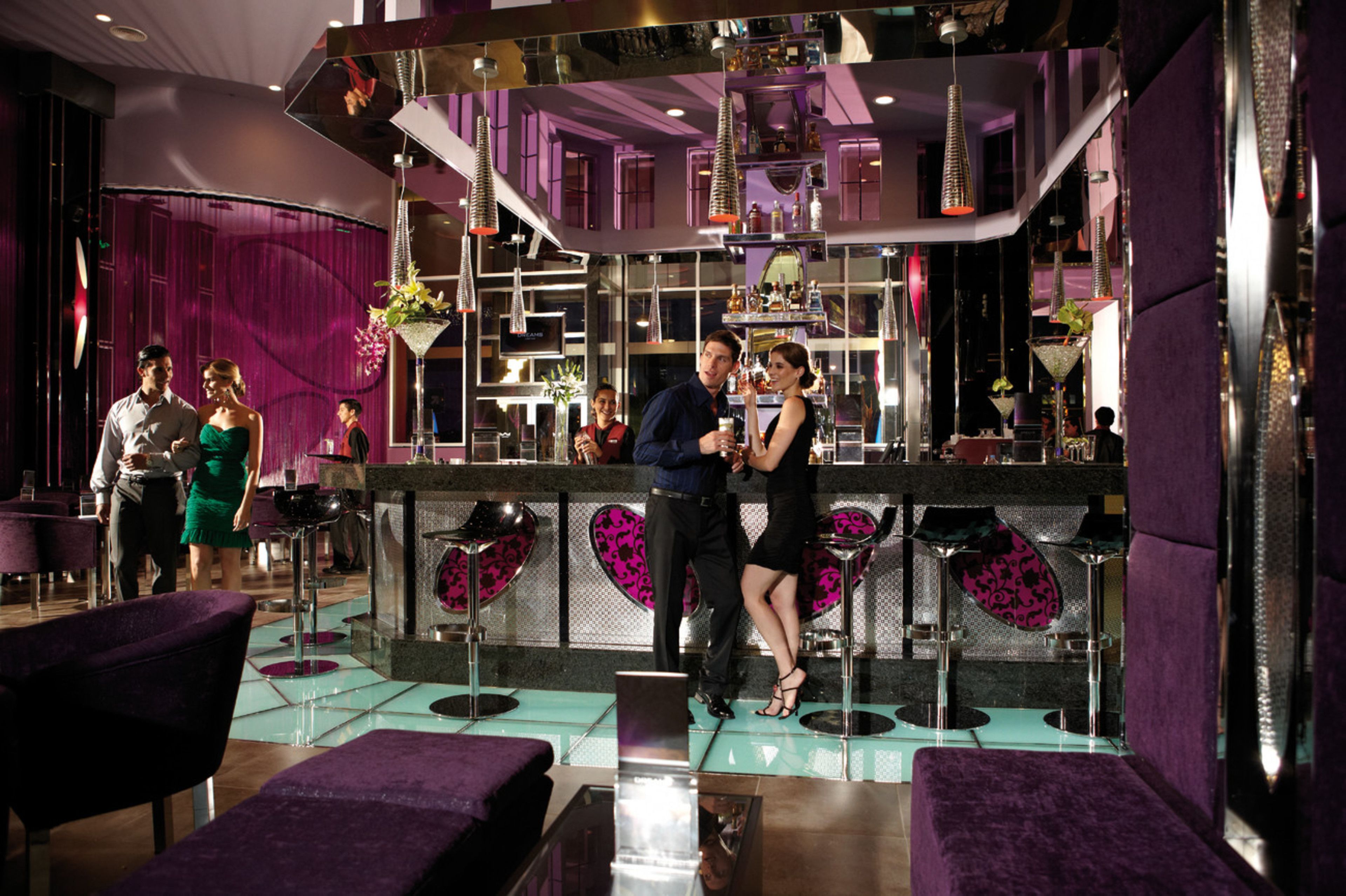 Bar (en la propiedad)