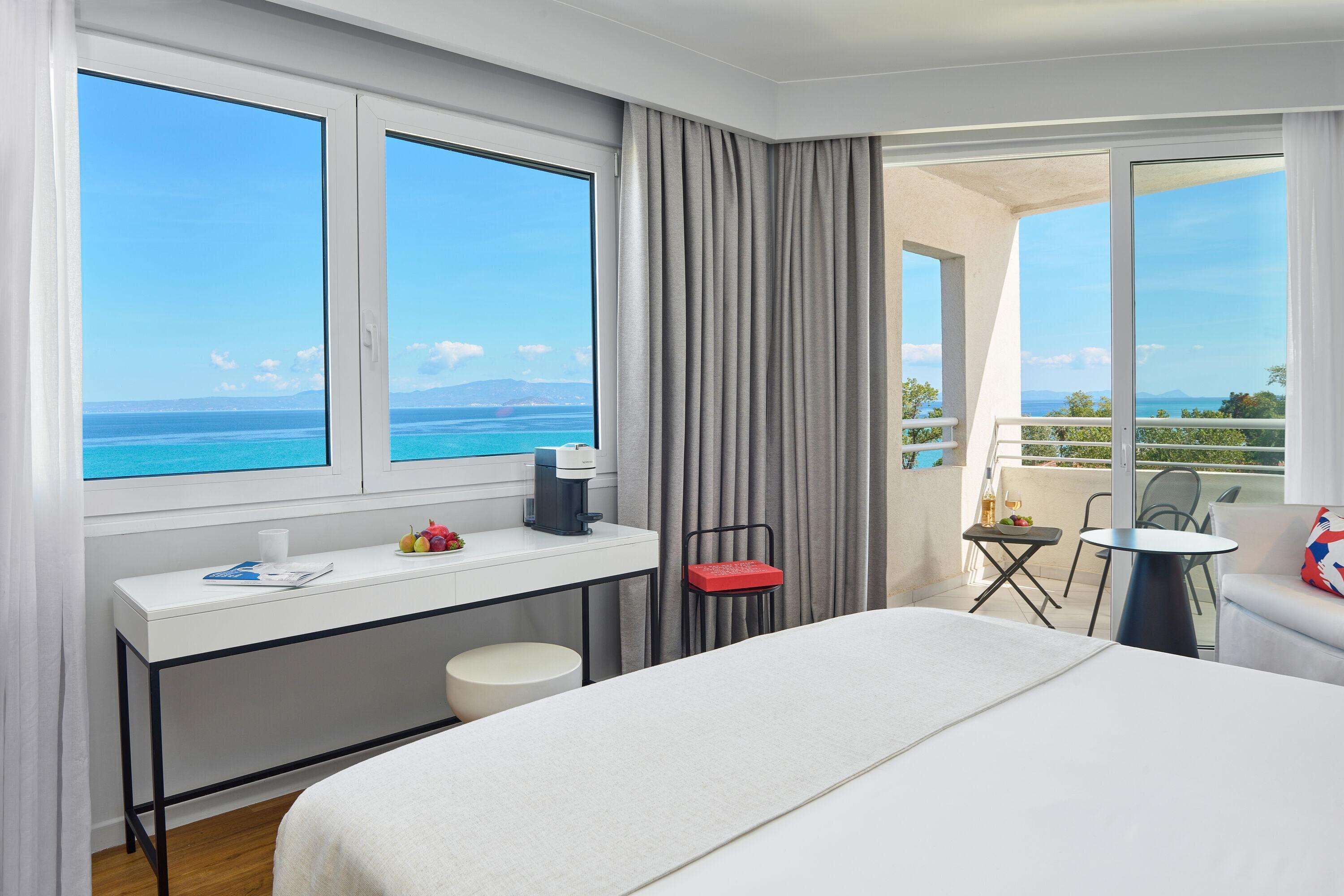 sapphire retreat | 1 bedroom, hypo-allergenic bedding, minibar, in-room safe