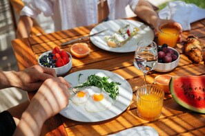 Free daily buffet breakfast - Domes Noruz Kassandra - Adults Only, Halkidiki (Kassandra)