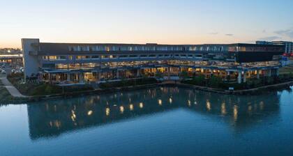 Mercure Melbourne Caroline Springs