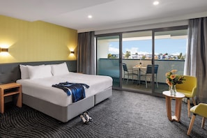 Superior Room, 1 King Bed, Balcony | Minibar, in-room safe, desk, iron/ironing board