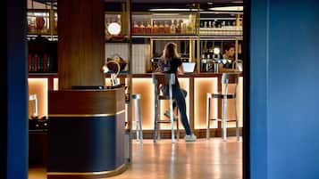 Bar (en el alojamiento)