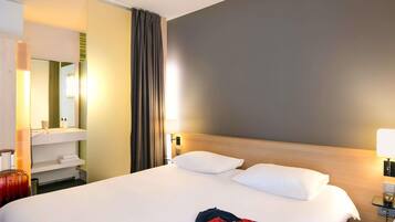 Standard Room, 1 Double Bed